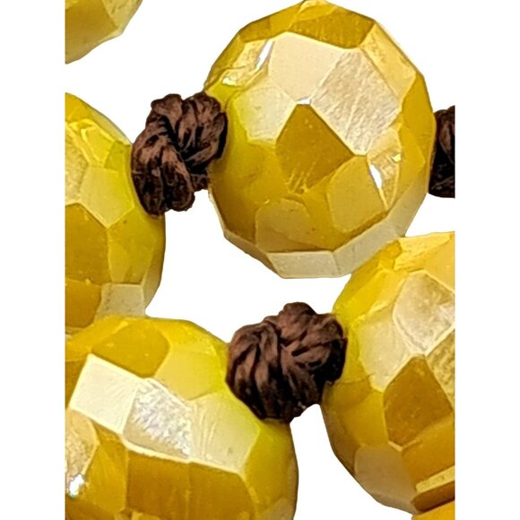Yellow Faceted Beaded Necklace With Knotted String Vintage Costume Jewelry - Picture 1 of 6